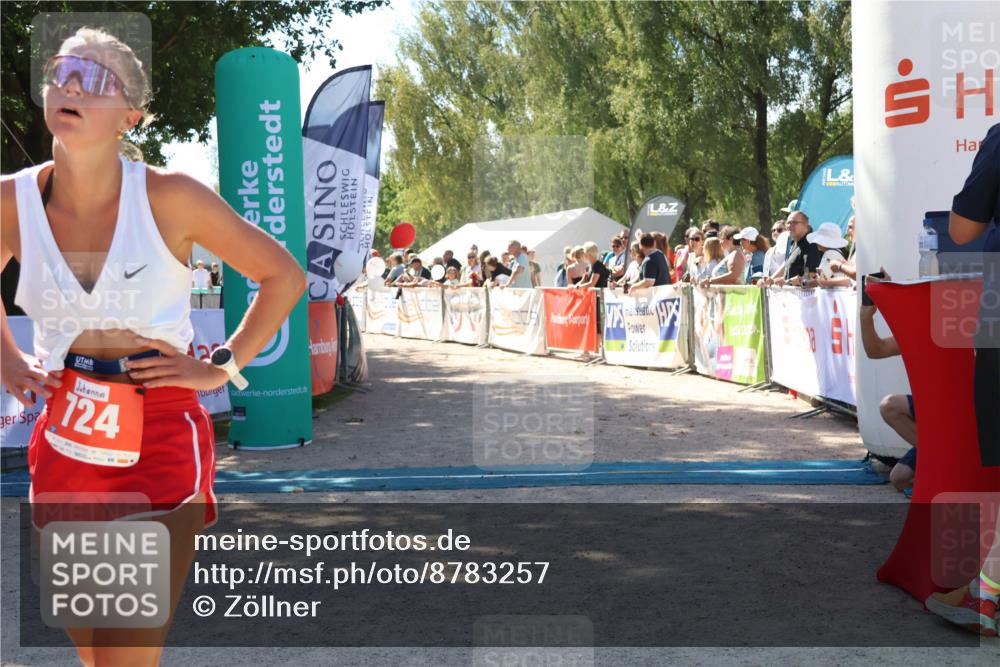 07.09.2025 - 19. Norderstedt Triathlon Zöllner http://msf.ph/oto/8783257 07.09.2025 13:03:59 Ziel 207, 273, 724 meine-sportfotos.de
