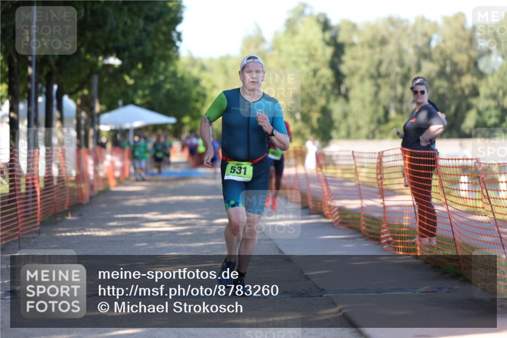 07.09.2025 - 19. Norderstedt Triathlon Michael Strokosch http://msf.ph/oto/8783260 07.09.2025 16:11:31 Laufen 531, 552 meine-sportfotos.de