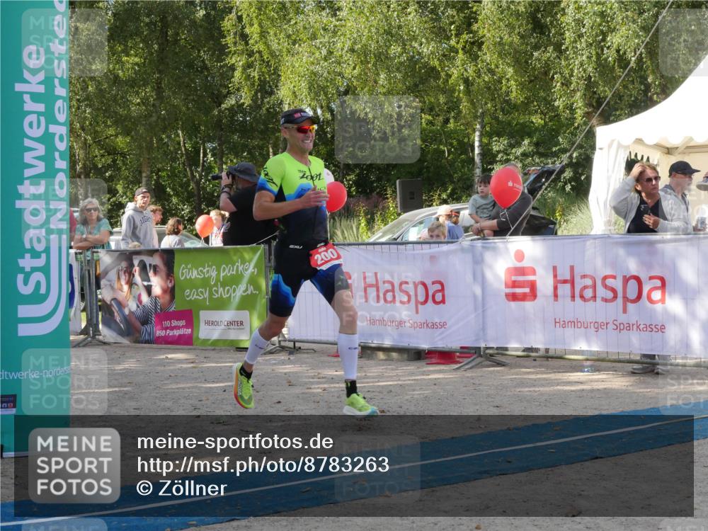 07.09.2025 - 19. Norderstedt Triathlon Zöllner http://msf.ph/oto/8783263 07.09.2025 11:52:34 Ziel 200 meine-sportfotos.de