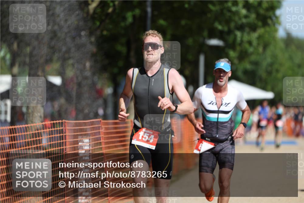07.09.2025 - 19. Norderstedt Triathlon Michael Strokosch http://msf.ph/oto/8783265 07.09.2025 12:14:27 Laufen 138, 154, 170, 819 meine-sportfotos.de