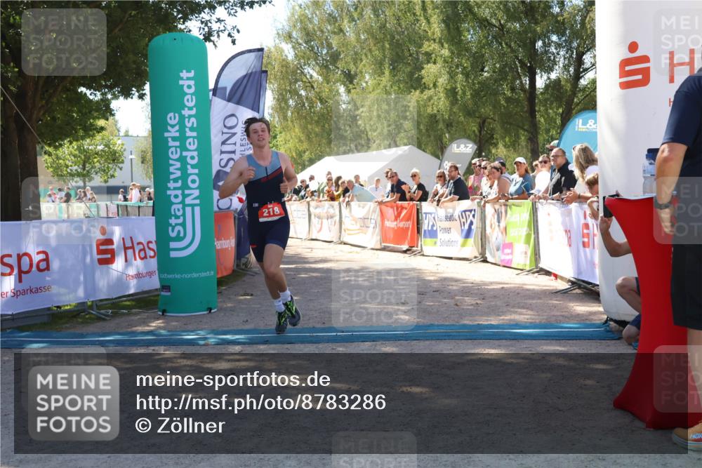 07.09.2025 - 19. Norderstedt Triathlon Zöllner http://msf.ph/oto/8783286 07.09.2025 13:04:09 Ziel 218 meine-sportfotos.de