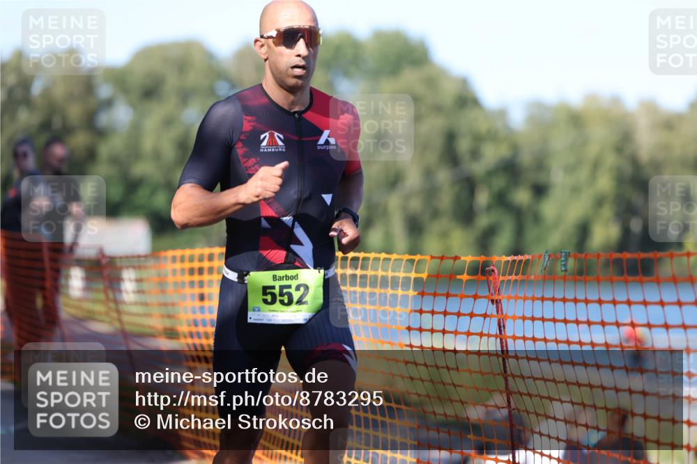 07.09.2025 - 19. Norderstedt Triathlon Michael Strokosch http://msf.ph/oto/8783295 07.09.2025 16:11:36 Laufen 531, 552 meine-sportfotos.de