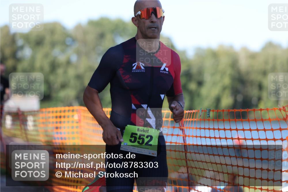 07.09.2025 - 19. Norderstedt Triathlon Michael Strokosch http://msf.ph/oto/8783303 07.09.2025 16:11:36 Laufen 531, 552 meine-sportfotos.de