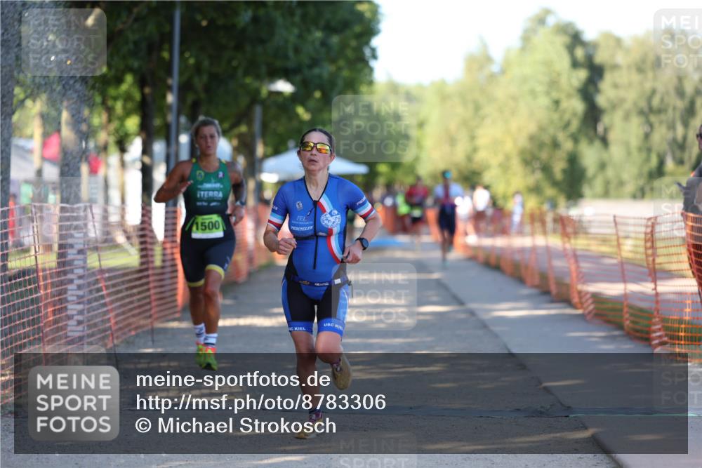 07.09.2025 - 19. Norderstedt Triathlon Michael Strokosch http://msf.ph/oto/8783306 07.09.2025 16:11:43 Laufen 1500 meine-sportfotos.de
