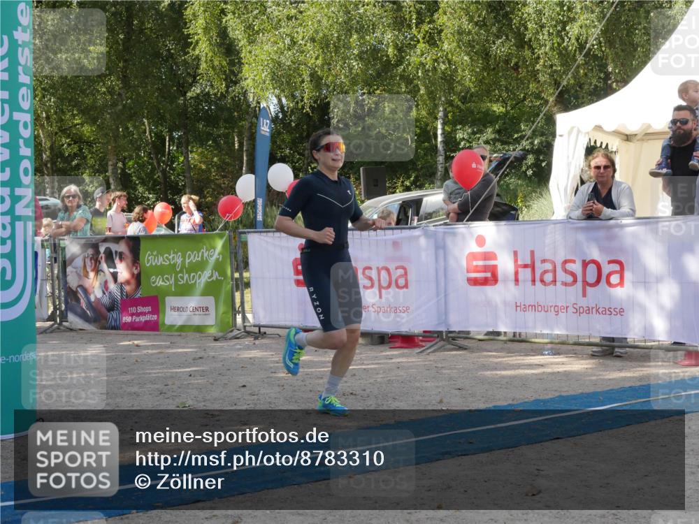 07.09.2025 - 19. Norderstedt Triathlon Zöllner http://msf.ph/oto/8783310 07.09.2025 11:52:59 Ziel 1227 meine-sportfotos.de