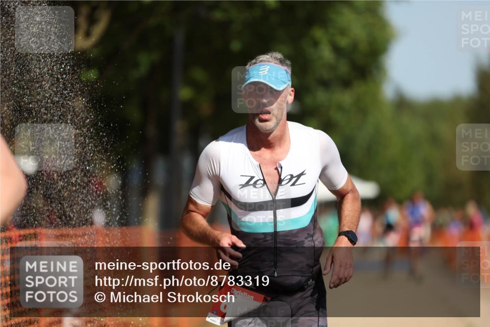 07.09.2025 - 19. Norderstedt Triathlon Michael Strokosch http://msf.ph/oto/8783319 07.09.2025 12:14:28 Laufen 138, 154, 819 meine-sportfotos.de