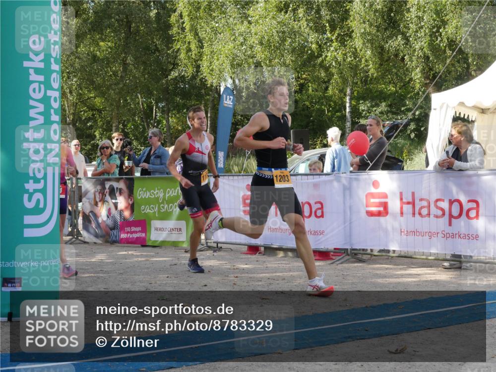 07.09.2025 - 19. Norderstedt Triathlon Zöllner http://msf.ph/oto/8783329 07.09.2025 11:53:36 Ziel 204, 1174, 1203 meine-sportfotos.de