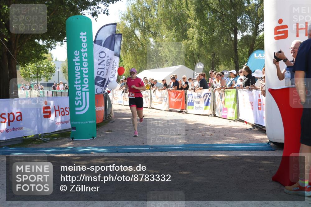 07.09.2025 - 19. Norderstedt Triathlon Zöllner http://msf.ph/oto/8783332 07.09.2025 13:04:30 Ziel 216, 1339 meine-sportfotos.de