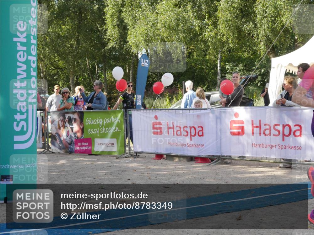 07.09.2025 - 19. Norderstedt Triathlon Zöllner http://msf.ph/oto/8783349 07.09.2025 11:53:37 Ziel 204, 1174, 1203 meine-sportfotos.de