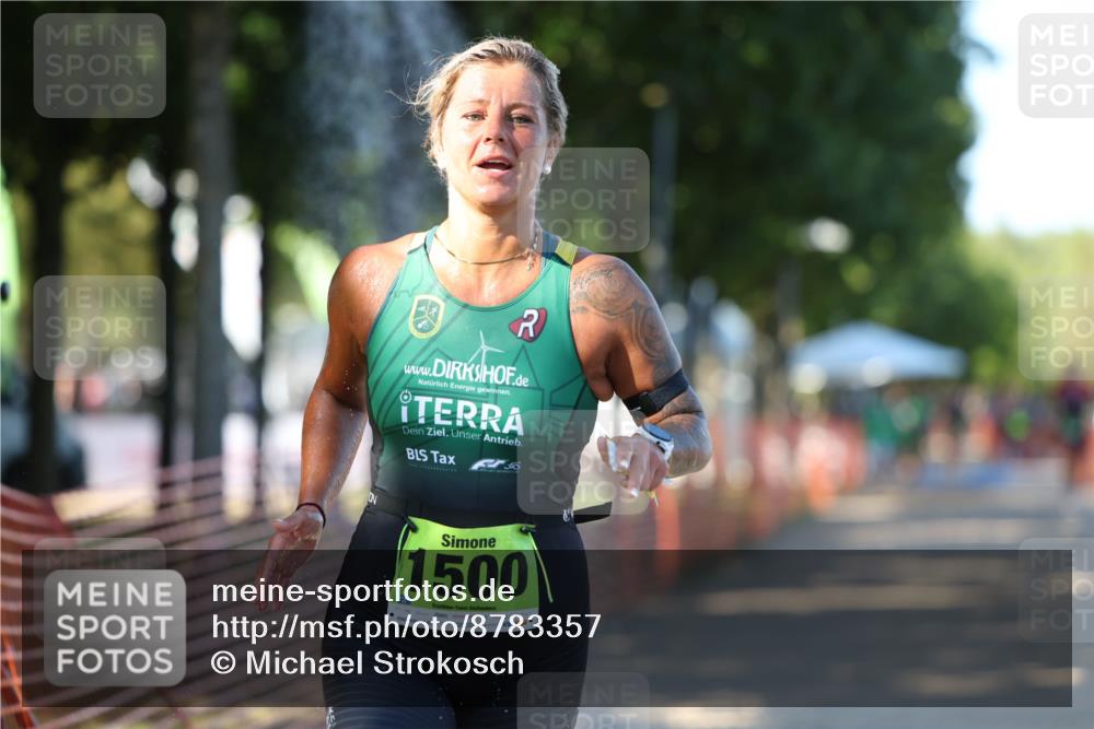 07.09.2025 - 19. Norderstedt Triathlon Michael Strokosch http://msf.ph/oto/8783357 07.09.2025 16:11:46 Laufen 1500 meine-sportfotos.de