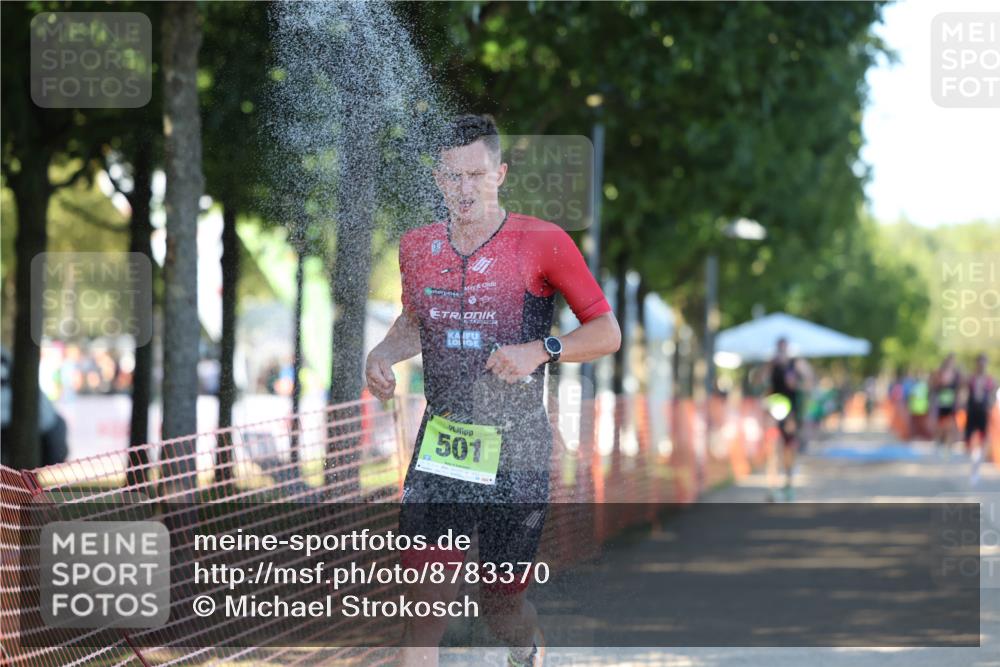 07.09.2025 - 19. Norderstedt Triathlon Michael Strokosch http://msf.ph/oto/8783370 07.09.2025 16:11:55 Laufen 492, 501 meine-sportfotos.de