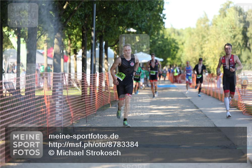 07.09.2025 - 19. Norderstedt Triathlon Michael Strokosch http://msf.ph/oto/8783384 07.09.2025 16:12:01 Laufen 492, 498, 506, 522 meine-sportfotos.de