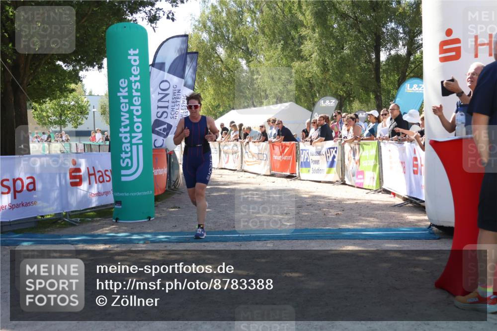 07.09.2025 - 19. Norderstedt Triathlon Zöllner http://msf.ph/oto/8783388 07.09.2025 13:04:34 Ziel 216, 1339 meine-sportfotos.de
