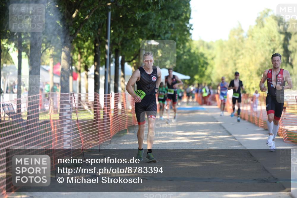 07.09.2025 - 19. Norderstedt Triathlon Michael Strokosch http://msf.ph/oto/8783394 07.09.2025 16:12:01 Laufen 492, 498, 506, 522 meine-sportfotos.de