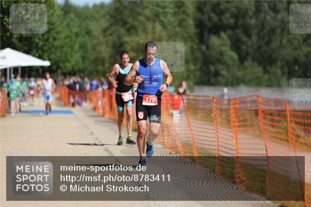 07.09.2025 - 19. Norderstedt Triathlon Michael Strokosch http://msf.ph/oto/8783411 07.09.2025 12:14:37 Laufen 775, 1332 meine-sportfotos.de