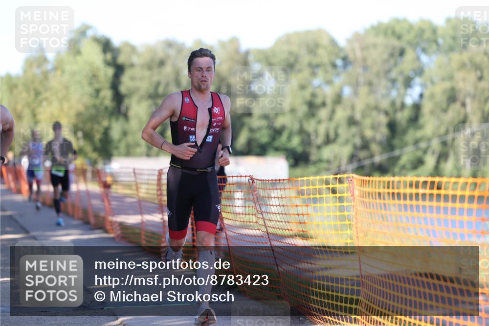 07.09.2025 - 19. Norderstedt Triathlon Michael Strokosch http://msf.ph/oto/8783423 07.09.2025 16:12:03 Laufen 492, 498, 506, 522, 1593 meine-sportfotos.de