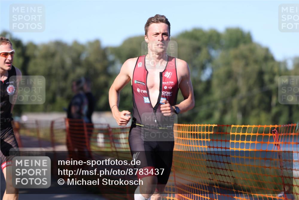 07.09.2025 - 19. Norderstedt Triathlon Michael Strokosch http://msf.ph/oto/8783437 07.09.2025 16:12:04 Laufen 492, 498, 506, 522, 1593 meine-sportfotos.de