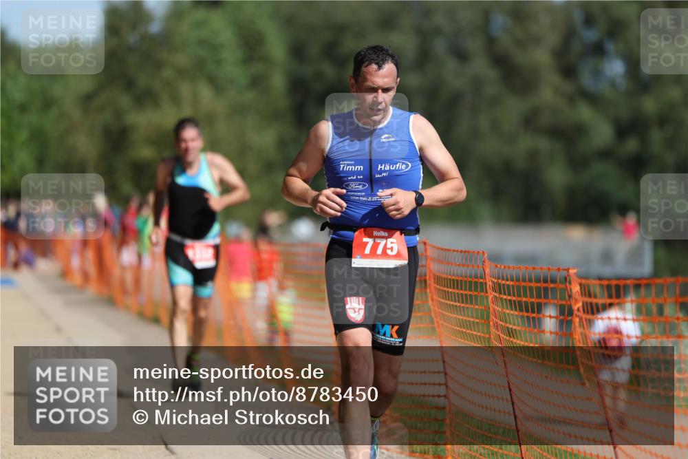 07.09.2025 - 19. Norderstedt Triathlon Michael Strokosch http://msf.ph/oto/8783450 07.09.2025 12:14:40 Laufen 775, 1332 meine-sportfotos.de