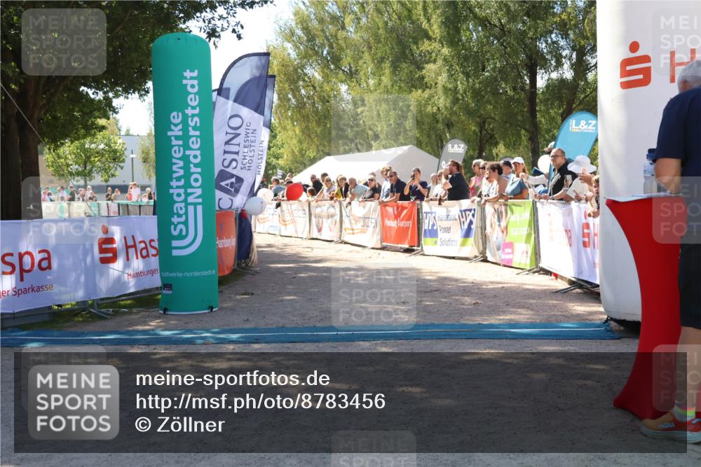 07.09.2025 - 19. Norderstedt Triathlon Zöllner http://msf.ph/oto/8783456 07.09.2025 13:04:56 Ziel  meine-sportfotos.de