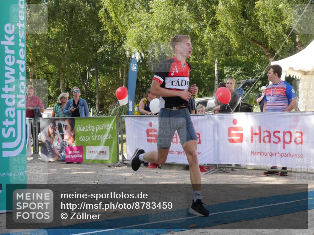 07.09.2025 - 19. Norderstedt Triathlon Zöllner http://msf.ph/oto/8783459 07.09.2025 11:55:49 Ziel 1173, 1202 meine-sportfotos.de