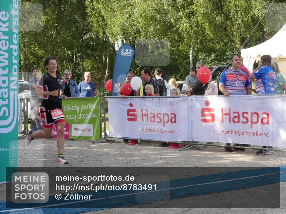 07.09.2025 - 19. Norderstedt Triathlon Zöllner http://msf.ph/oto/8783491 07.09.2025 11:56:17 Ziel 1390 meine-sportfotos.de