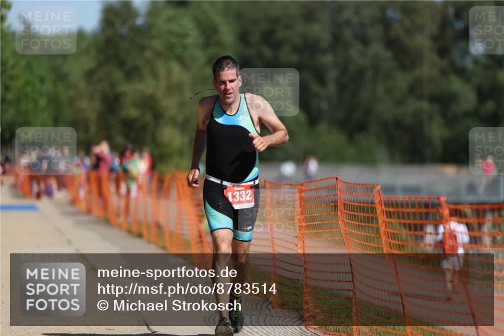 07.09.2025 - 19. Norderstedt Triathlon Michael Strokosch http://msf.ph/oto/8783514 07.09.2025 12:14:42 Laufen 775, 1332 meine-sportfotos.de