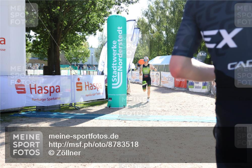 07.09.2025 - 19. Norderstedt Triathlon Zöllner http://msf.ph/oto/8783518 07.09.2025 15:14:08 Ziel 994 meine-sportfotos.de