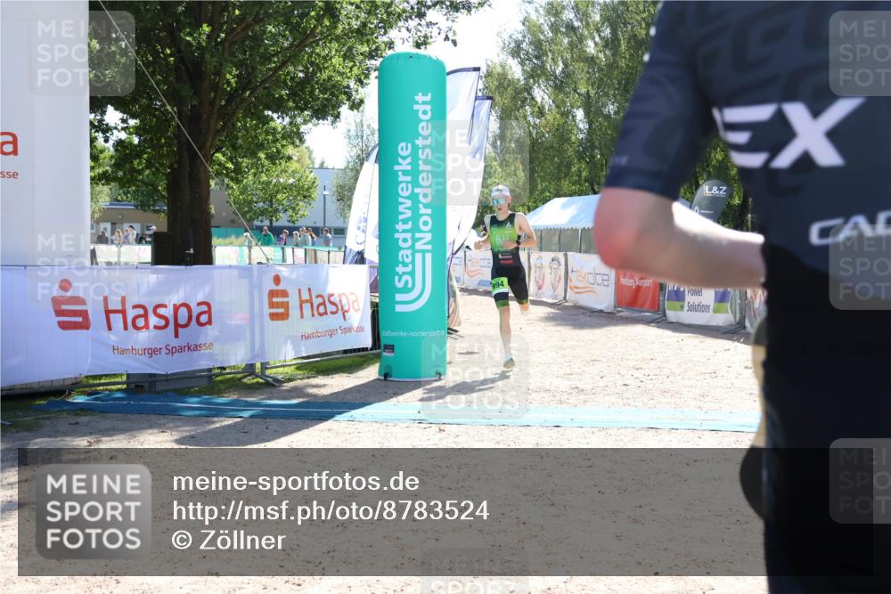 07.09.2025 - 19. Norderstedt Triathlon Zöllner http://msf.ph/oto/8783524 07.09.2025 15:14:08 Ziel 994 meine-sportfotos.de