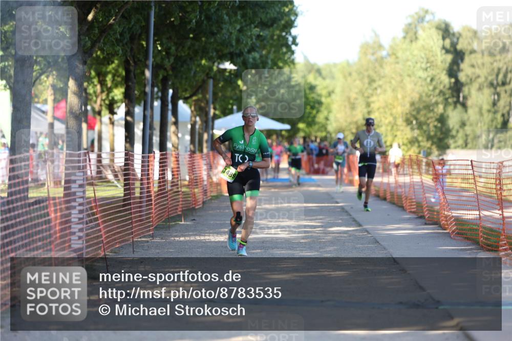 07.09.2025 - 19. Norderstedt Triathlon Michael Strokosch http://msf.ph/oto/8783535 07.09.2025 16:12:15 Laufen 510, 1489 meine-sportfotos.de