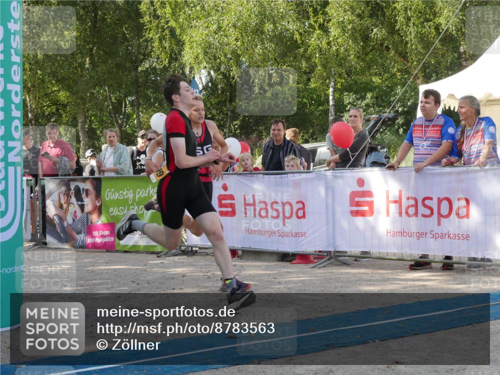 07.09.2025 - 19. Norderstedt Triathlon Zöllner http://msf.ph/oto/8783563 07.09.2025 11:57:41 Ziel 1162, 1199 meine-sportfotos.de