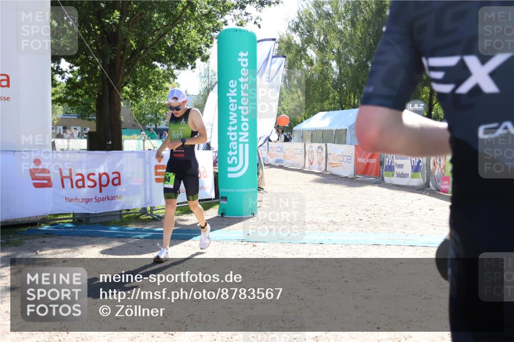 07.09.2025 - 19. Norderstedt Triathlon Zöllner http://msf.ph/oto/8783567 07.09.2025 15:14:10 Ziel 994 meine-sportfotos.de