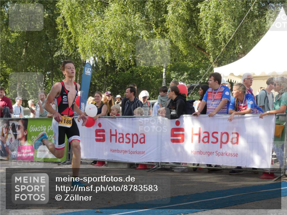 07.09.2025 - 19. Norderstedt Triathlon Zöllner http://msf.ph/oto/8783583 07.09.2025 11:58:13 Ziel 1179, 1186 meine-sportfotos.de