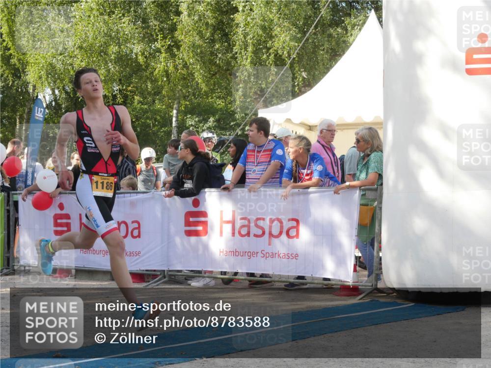 07.09.2025 - 19. Norderstedt Triathlon Zöllner http://msf.ph/oto/8783588 07.09.2025 11:58:13 Ziel 1179, 1186 meine-sportfotos.de