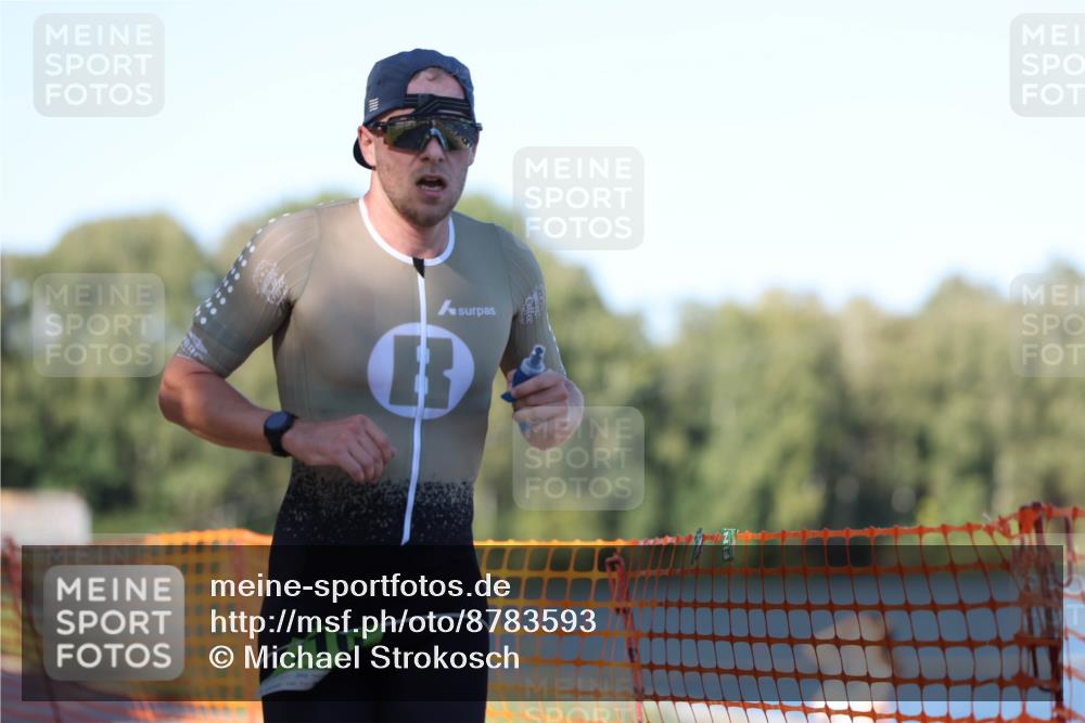 07.09.2025 - 19. Norderstedt Triathlon Michael Strokosch http://msf.ph/oto/8783593 07.09.2025 16:12:21 Laufen 510, 1489, 1508 meine-sportfotos.de