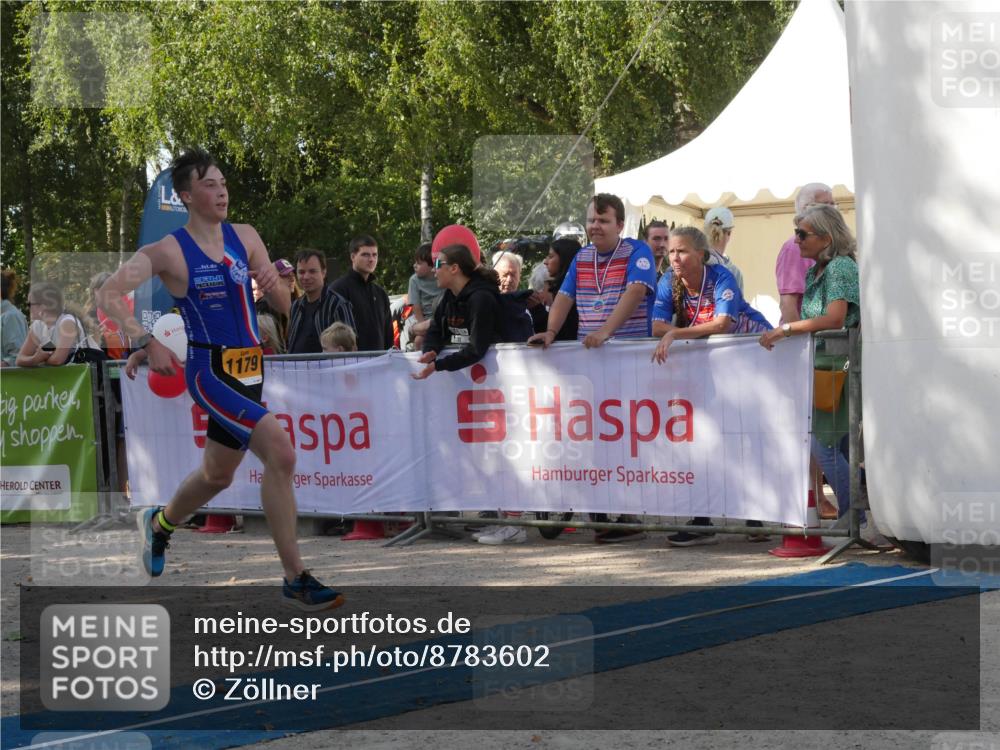 07.09.2025 - 19. Norderstedt Triathlon Zöllner http://msf.ph/oto/8783602 07.09.2025 11:58:14 Ziel 1179, 1186 meine-sportfotos.de