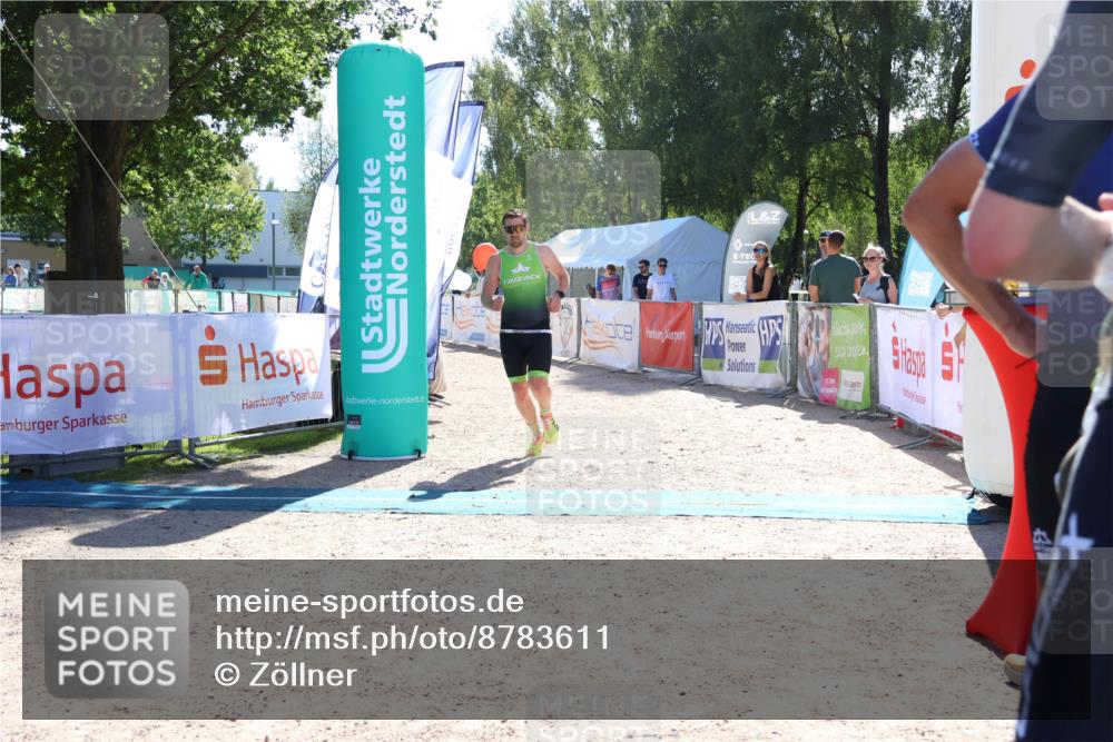 07.09.2025 - 19. Norderstedt Triathlon Zöllner http://msf.ph/oto/8783611 07.09.2025 15:14:28 Ziel 1006 meine-sportfotos.de