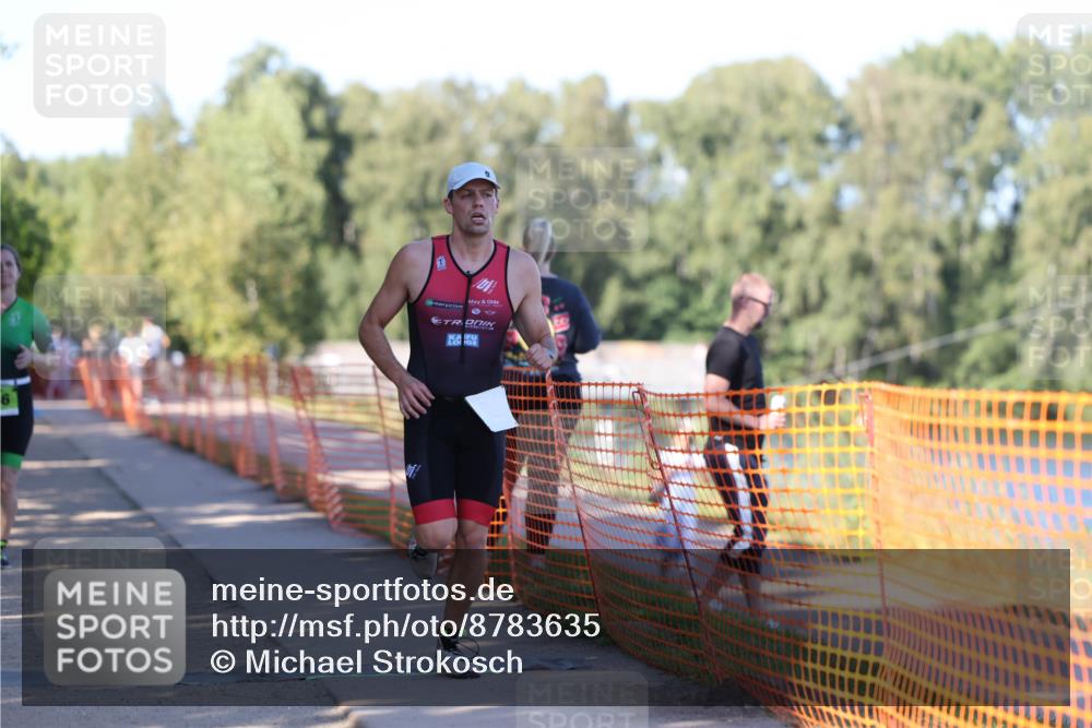 07.09.2025 - 19. Norderstedt Triathlon Michael Strokosch http://msf.ph/oto/8783635 07.09.2025 16:12:33 Laufen 466, 483, 504, 1485, 1495 meine-sportfotos.de