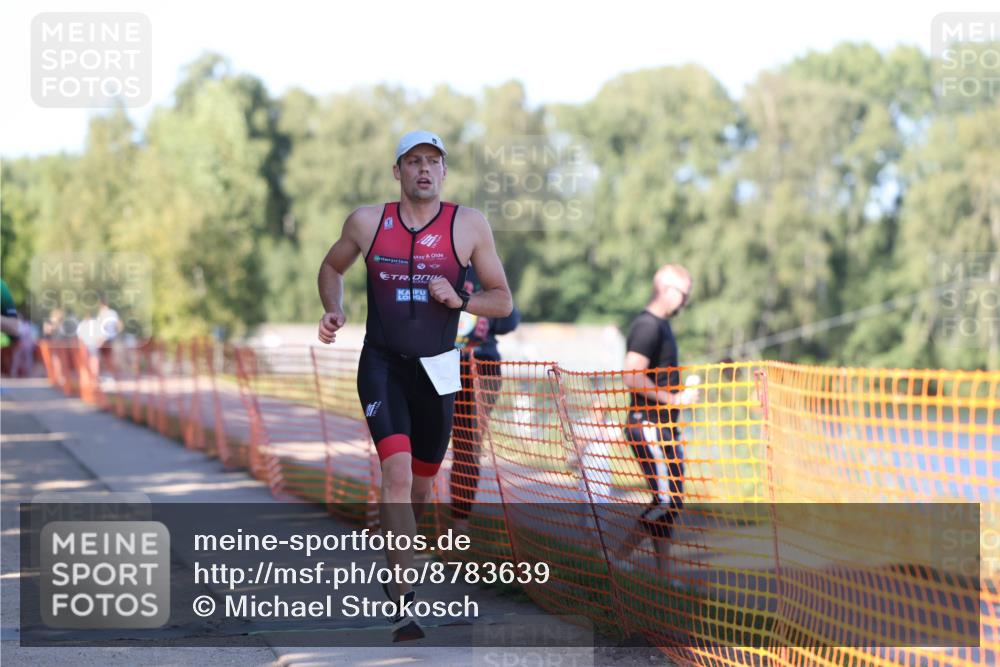 07.09.2025 - 19. Norderstedt Triathlon Michael Strokosch http://msf.ph/oto/8783639 07.09.2025 16:12:34 Laufen 466, 483, 504, 1415, 1485, 1495 meine-sportfotos.de
