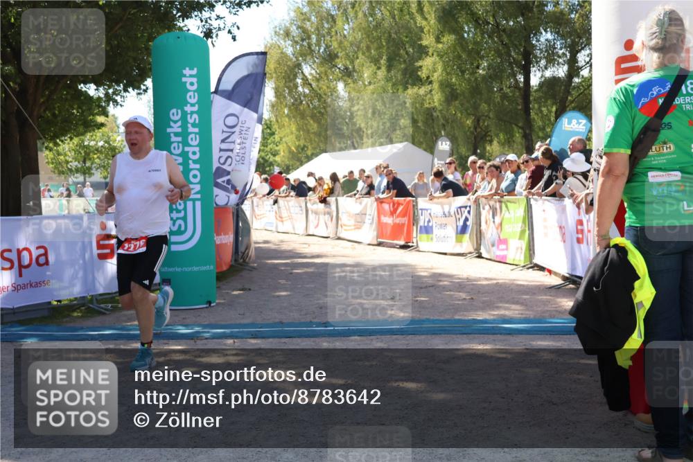 07.09.2025 - 19. Norderstedt Triathlon Zöllner http://msf.ph/oto/8783642 07.09.2025 13:05:27 Ziel 1276 meine-sportfotos.de
