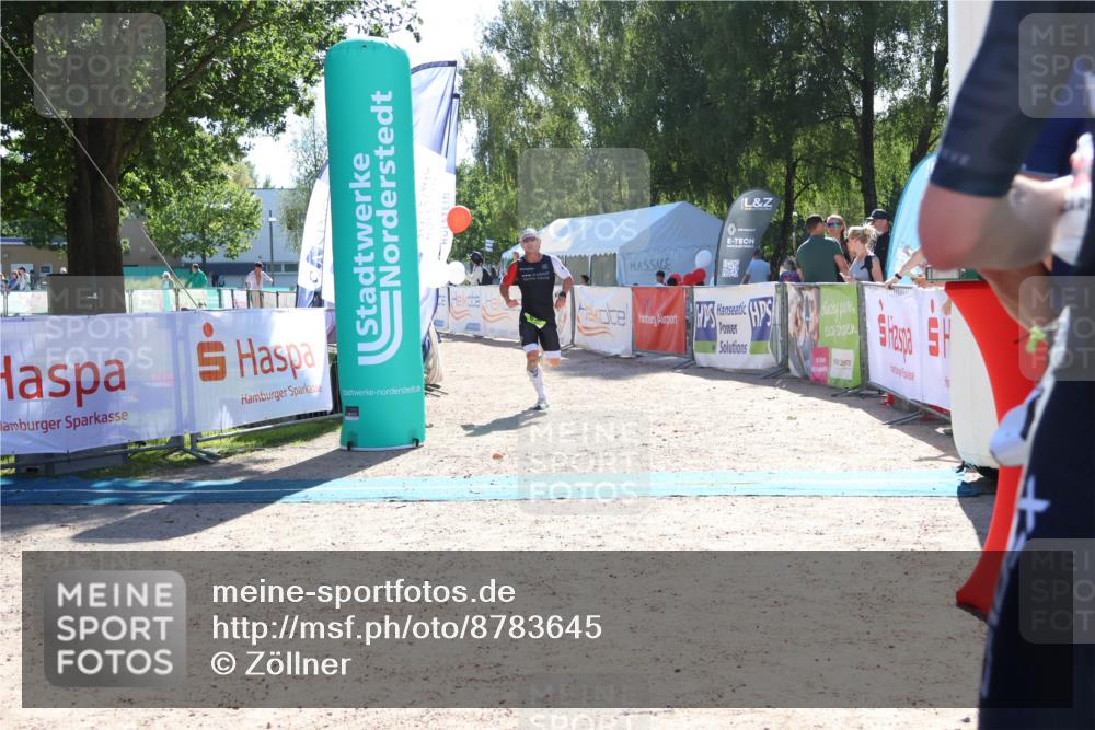 07.09.2025 - 19. Norderstedt Triathlon Zöllner http://msf.ph/oto/8783645 07.09.2025 15:14:36 Ziel 969 meine-sportfotos.de