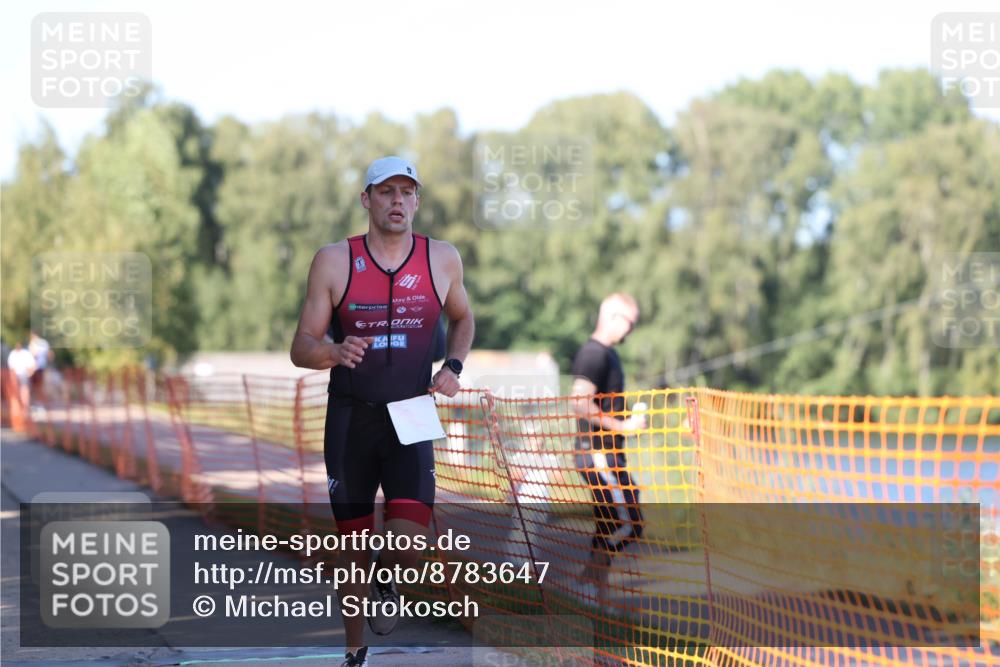 07.09.2025 - 19. Norderstedt Triathlon Michael Strokosch http://msf.ph/oto/8783647 07.09.2025 16:12:34 Laufen 466, 483, 504, 1415, 1485, 1495 meine-sportfotos.de