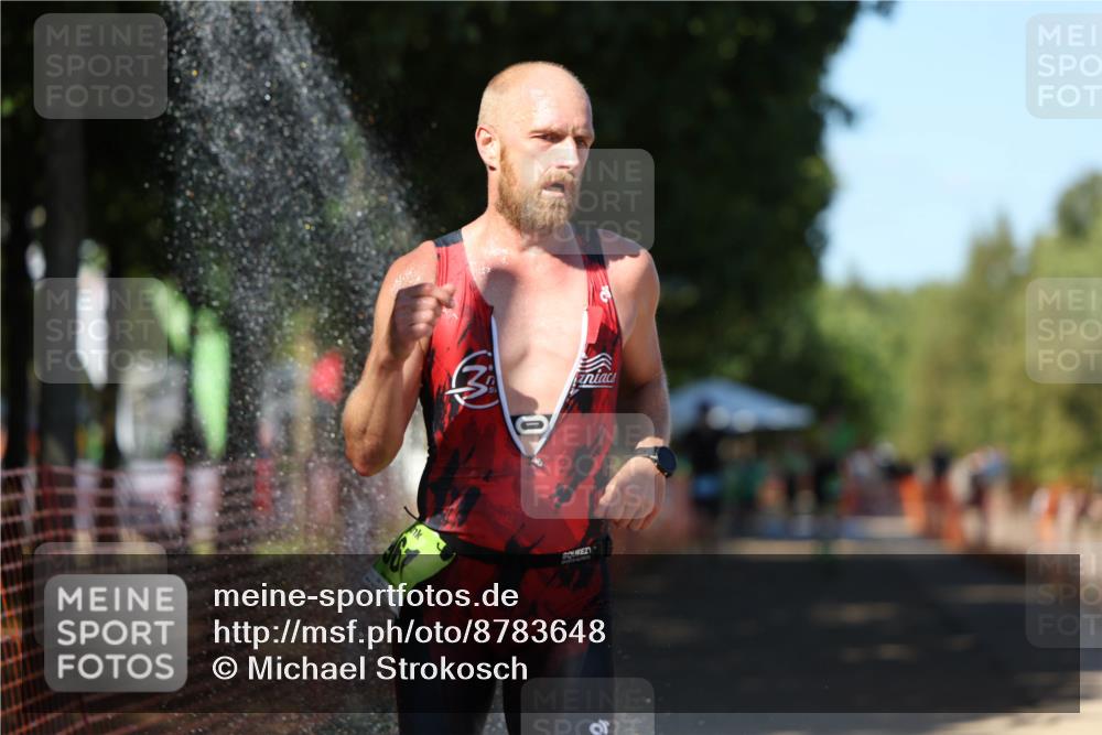 07.09.2025 - 19. Norderstedt Triathlon Michael Strokosch http://msf.ph/oto/8783648 07.09.2025 15:17:15 Laufen 879, 961 meine-sportfotos.de