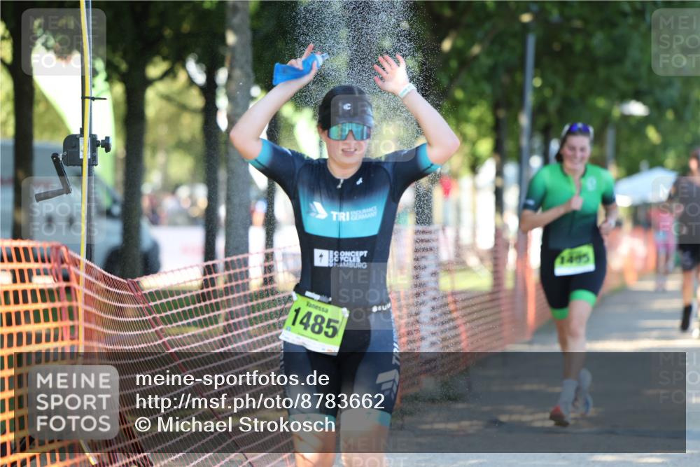 07.09.2025 - 19. Norderstedt Triathlon Michael Strokosch http://msf.ph/oto/8783662 07.09.2025 16:12:36 Laufen 466, 483, 504, 1415, 1485, 1495 meine-sportfotos.de
