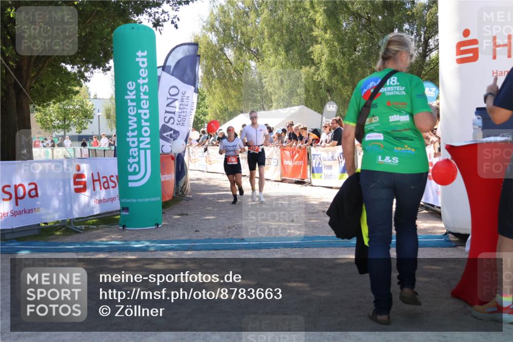 07.09.2025 - 19. Norderstedt Triathlon Zöllner http://msf.ph/oto/8783663 07.09.2025 13:05:53 Ziel 737, 738 meine-sportfotos.de