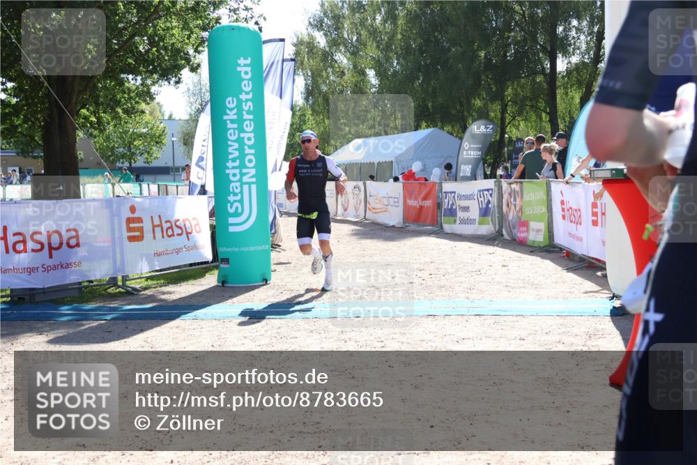07.09.2025 - 19. Norderstedt Triathlon Zöllner http://msf.ph/oto/8783665 07.09.2025 15:14:37 Ziel 969 meine-sportfotos.de