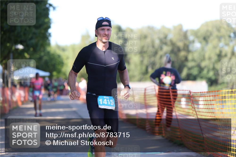 07.09.2025 - 19. Norderstedt Triathlon Michael Strokosch http://msf.ph/oto/8783715 07.09.2025 16:12:42 Laufen 483, 897, 1415 meine-sportfotos.de