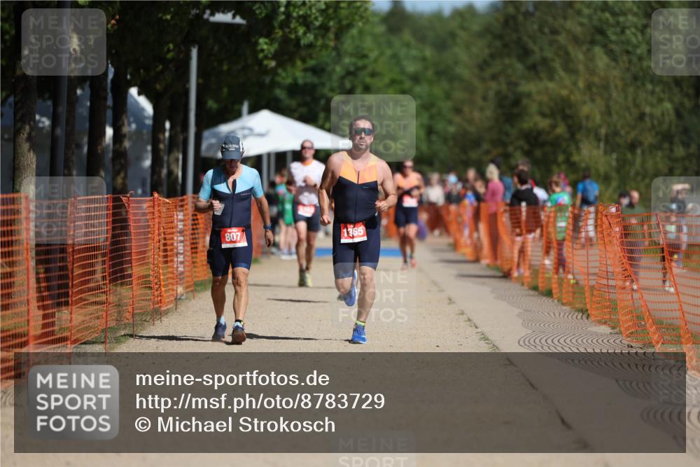 07.09.2025 - 19. Norderstedt Triathlon Michael Strokosch http://msf.ph/oto/8783729 07.09.2025 12:15:21 Laufen 1301, 1365 meine-sportfotos.de