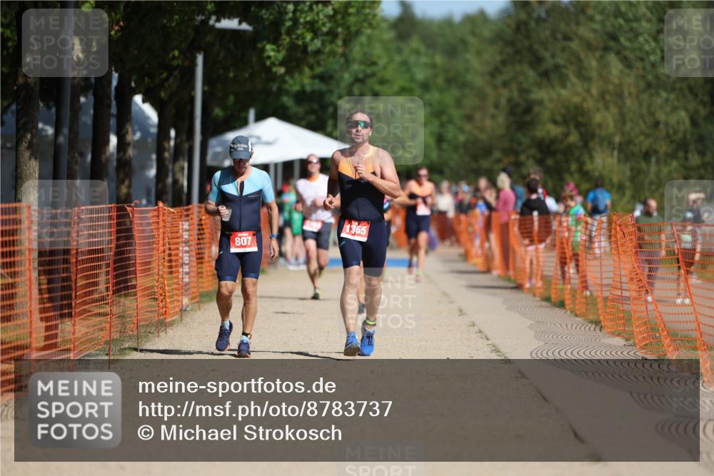 07.09.2025 - 19. Norderstedt Triathlon Michael Strokosch http://msf.ph/oto/8783737 07.09.2025 12:15:21 Laufen 1301, 1365 meine-sportfotos.de