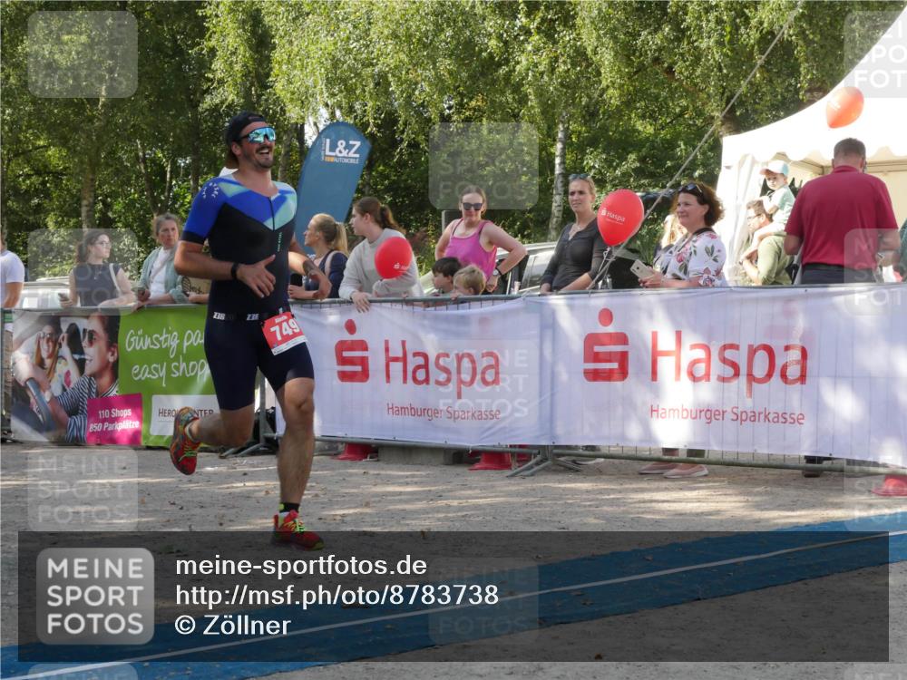 07.09.2025 - 19. Norderstedt Triathlon Zöllner http://msf.ph/oto/8783738 07.09.2025 12:00:48 Ziel 749, 1184 meine-sportfotos.de