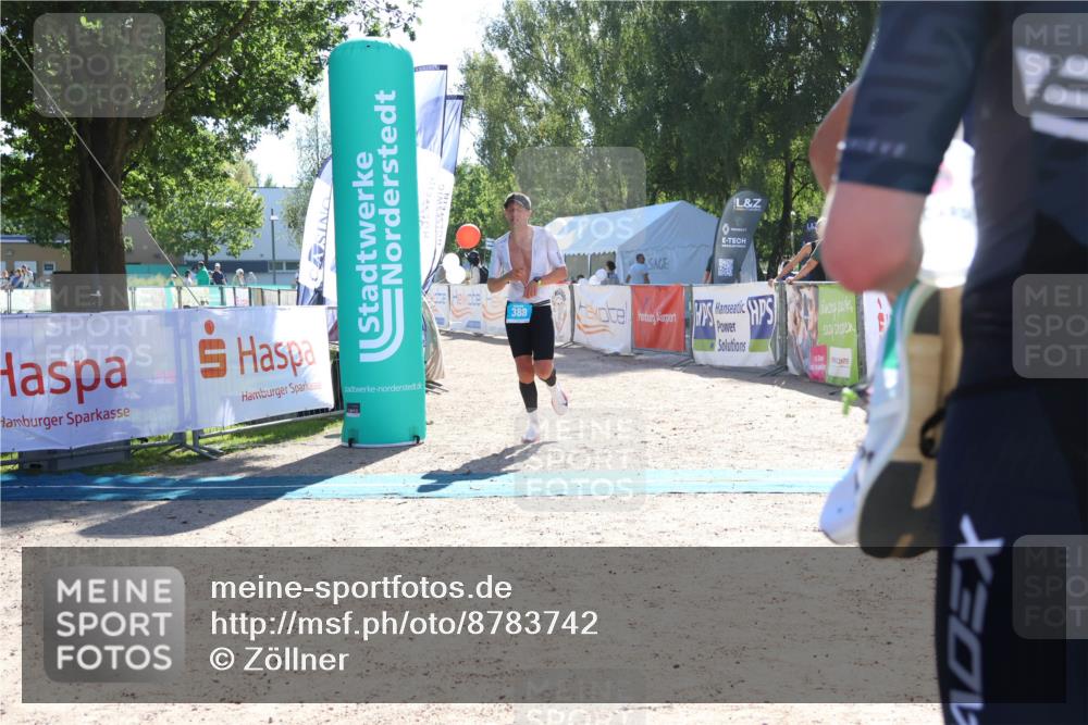 07.09.2025 - 19. Norderstedt Triathlon Zöllner http://msf.ph/oto/8783742 07.09.2025 15:14:44 Ziel 388, 969 meine-sportfotos.de